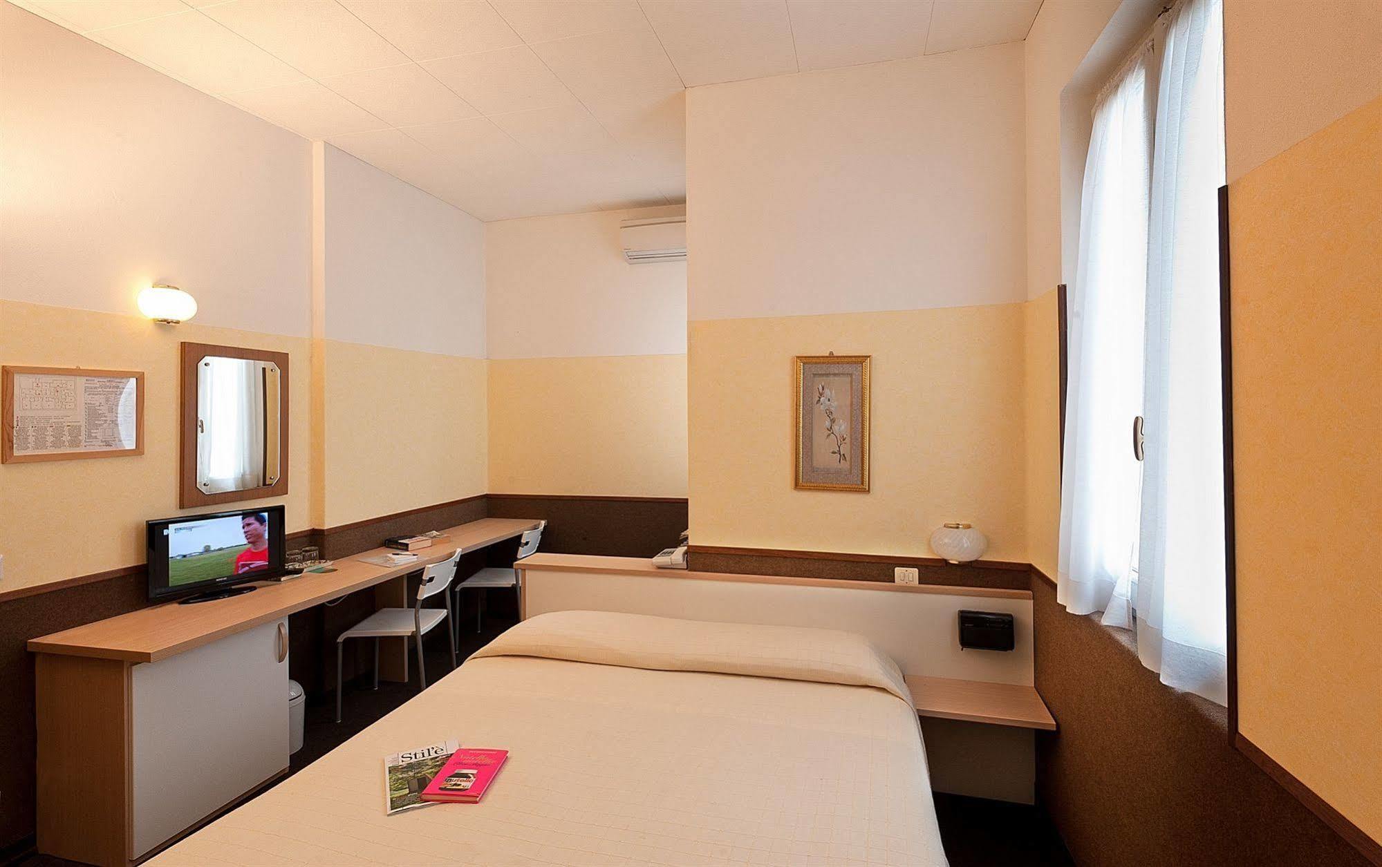 Hotel Eden Baveno Ngoại thất bức ảnh